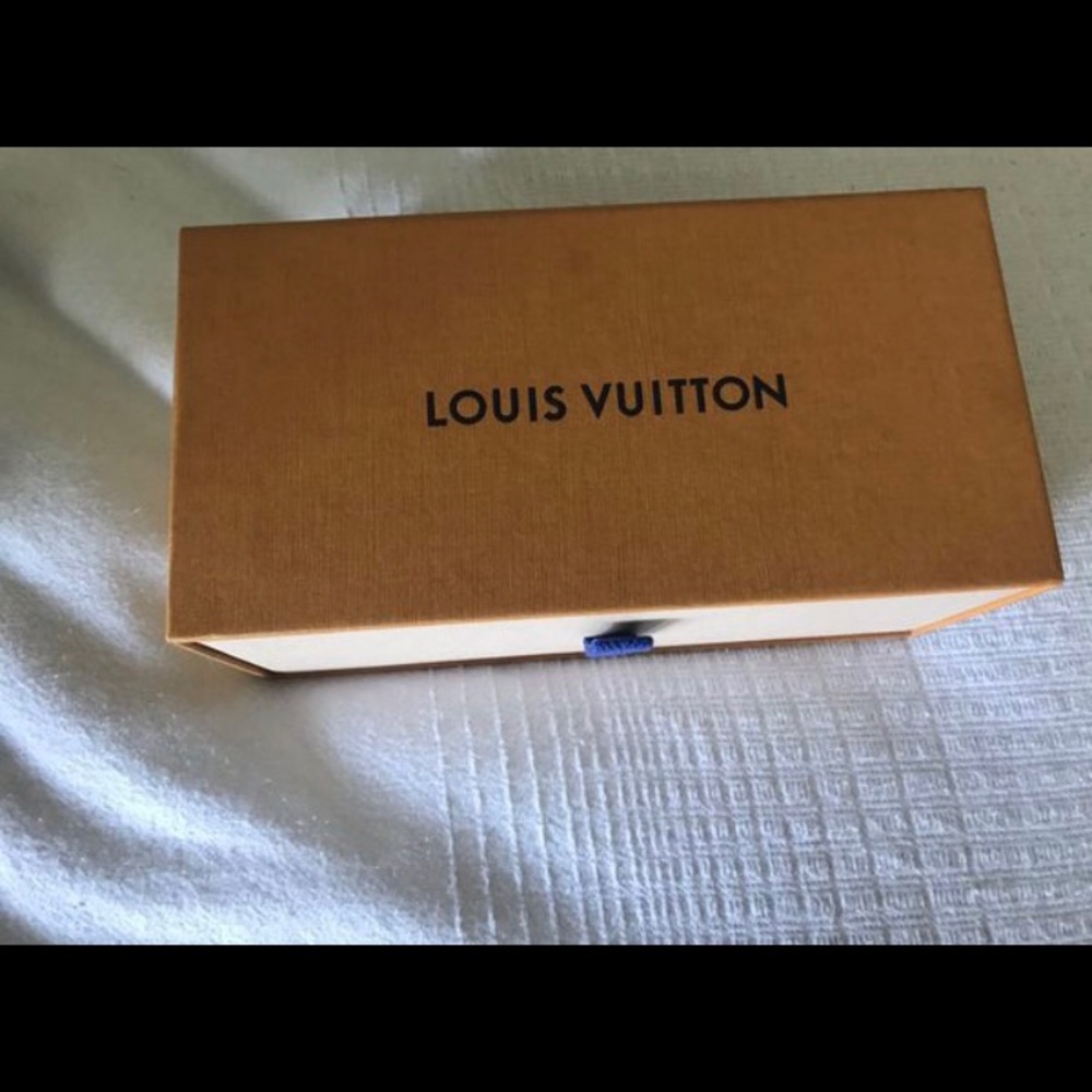 Louis Vuitton X Supreme sunglasses - Picture 3 of 5